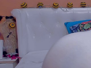 Zdjęcia AmandaAlice FEELING NAUGHTY ,LUSH ON! help me undress 100 tokens each piece :) for more feel free to ask!