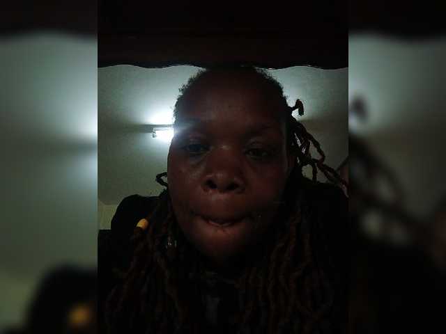 Zrzuty ekranu transmisji Amberay