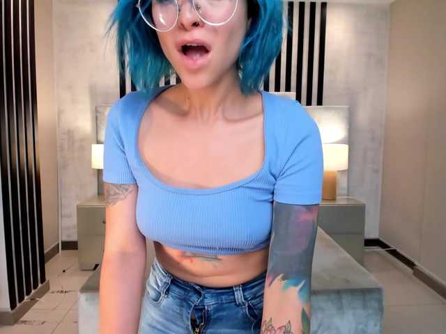 Zdjęcia AmyAddison Would u mind a Deepthroat? ♥ I want your CUM in mouth! ♥ Topless + Blowjob at Goal 273