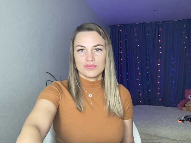 Zrzuty ekranu transmisji AmyAirKiss