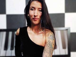 Erotyczny czat wideo AmyMoans