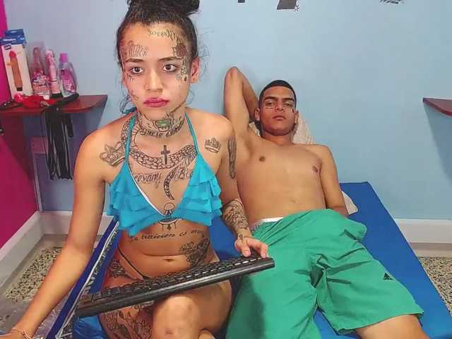 Zrzuty ekranu transmisji Amysexyjonsxx