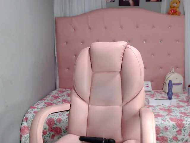 Zrzuty ekranu transmisji AmyWright