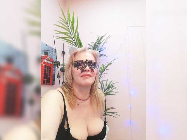 Zdjęcia Annabelle1234 go play which me .....make me wet ... im have luch lush show titts35#show ass45#