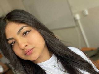 Erotyczny czat wideo AnabelLuisa