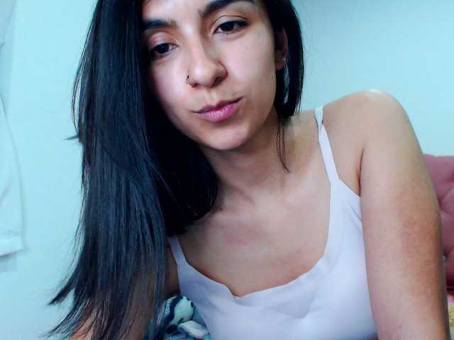 Zrzuty ekranu transmisji AnahiBrowns