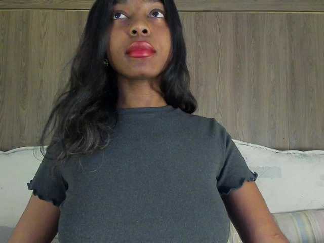 Zrzuty ekranu transmisji anayys