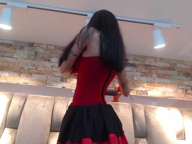 Zrzuty ekranu transmisji AnaisIzummy