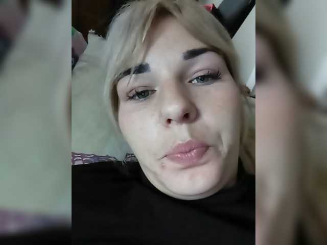 Zrzuty ekranu transmisji Anasstasiz