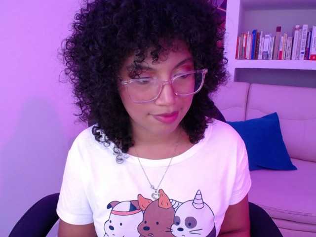 Zdjęcia Anays-ebony striptease wit full cum show for u #latina #natural #teen #smalltits #new [500 tokens remaining]