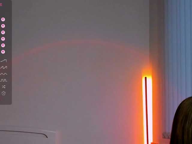 Zrzuty ekranu transmisji AndreaBlossom