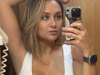 Erotyczny czat wideo Andrea-urdream