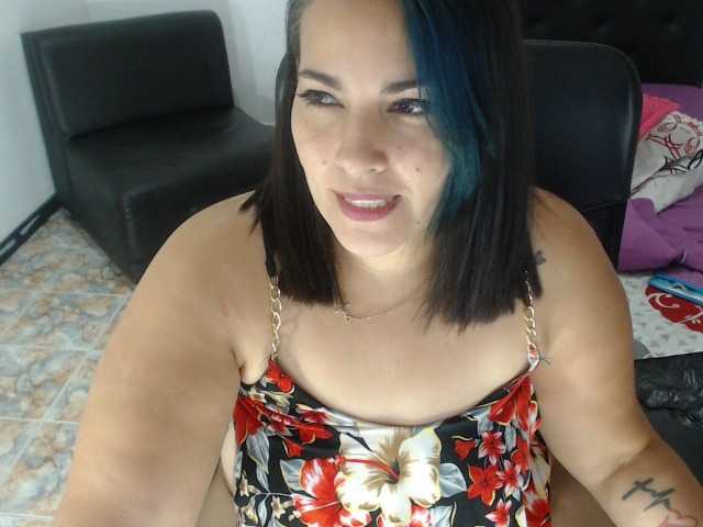 Zrzuty ekranu transmisji angelasmodel