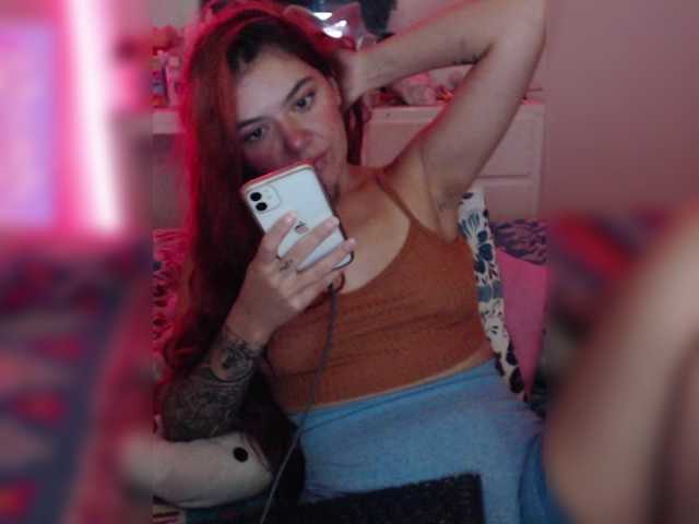 Zdjęcia angelinabran hello guys welcome to my room! look my tips menu ♥ have fun with me