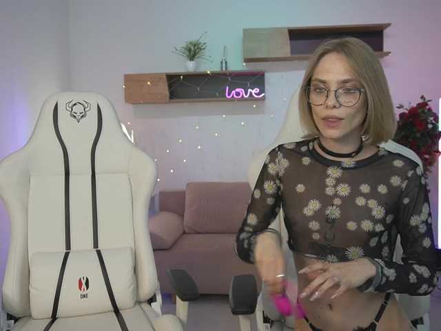 Zrzuty ekranu transmisji AngieNatasha054