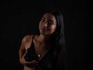 Erotyczny czat wideo AnikaHalil