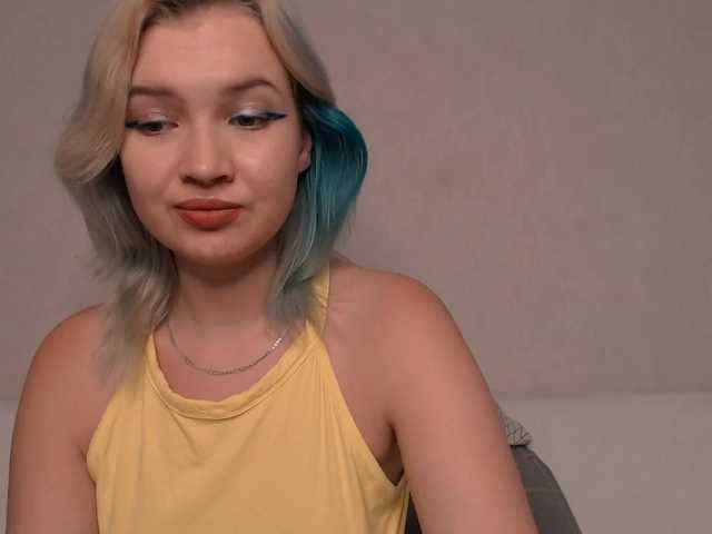 Zdjęcia Annieliz Good time of day! Im so horny today, Make me cum! ~Goal is 777 CUMSHOW♥