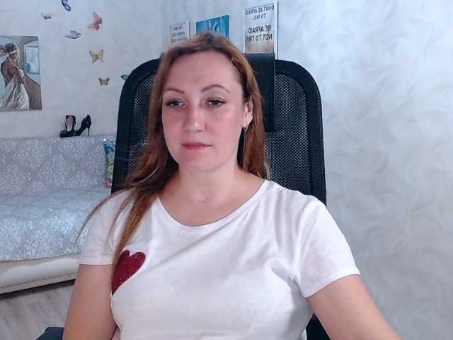 Zdjęcia SweetAnka take off dress 100 tokens .. take off bra 200 tokens .. show ass 20 tokens .. put on heels 20 tokens .. private message 10 tokens ..striptease..250 tokens .. make my day better than 500