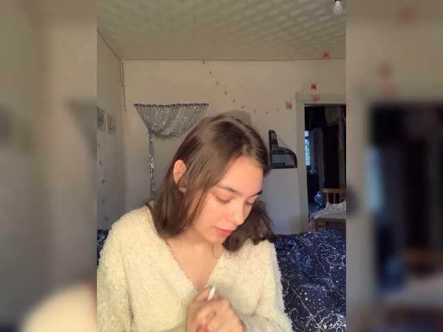 Zrzuty ekranu transmisji AnnaCow13