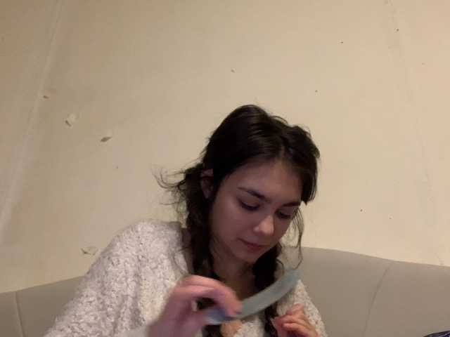 Zrzuty ekranu transmisji AnnaCow13