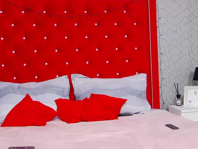 Zrzuty ekranu transmisji annamontrix