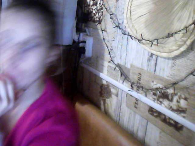 Zrzuty ekranu transmisji Anasteihsen