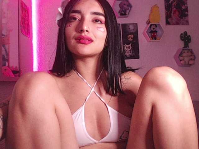 Zdjęcia annymayers hello guys I am a super sexy girl with desire to have fun all night come and try all my power1000 squirt at goal #spit #tits #latina #daddy #suck #dirty #anal #squirt #lush