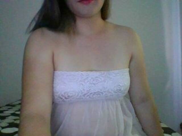 Zrzuty ekranu transmisji annymonroe