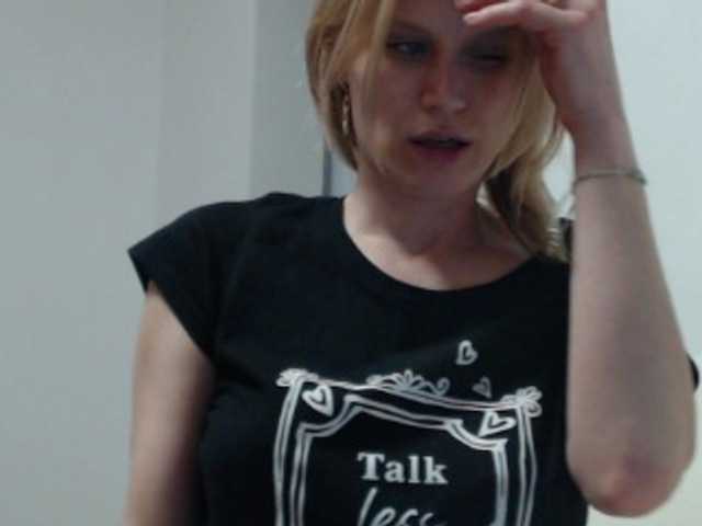 Zrzuty ekranu transmisji Annzhelika