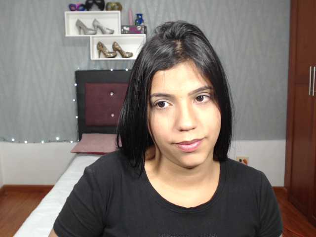 Zdjęcia Antonella21 Hello Huns , Im so Excited for being here with all of you, check out my Games and Reach my GOAL, besides tip me for Any Special Request/ Once my goal is reached i Will CUM