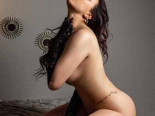 Erotyczny czat wideo AntonellaBlak