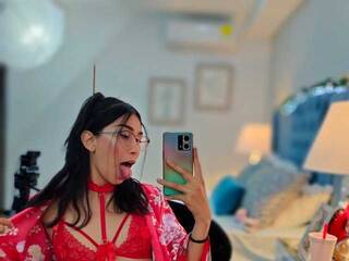 Erotyczny czat wideo April-Sum