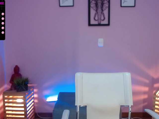 Zrzuty ekranu transmisji Apriljohnson