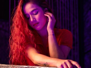 Erotyczny czat wideo AriBaker