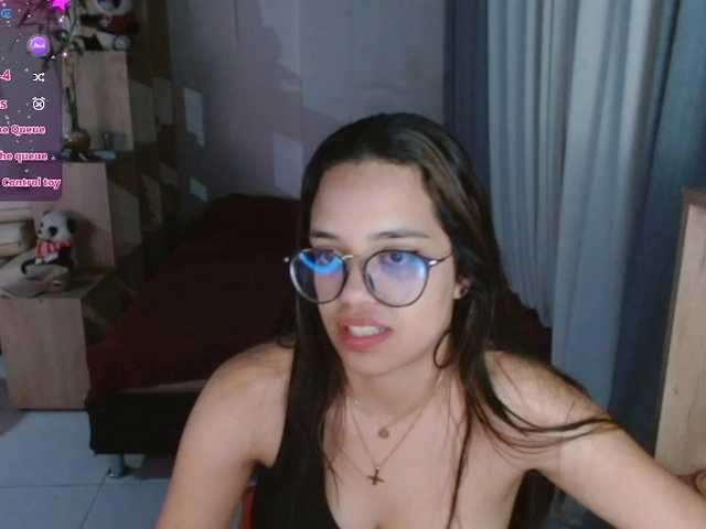 Zdjęcia arieel- Hello! welcome to my room, let's enjoy a rich pleasure together