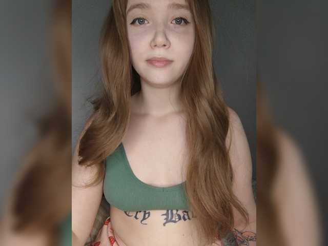Zdjęcia Baby-baby_ Hi my name is Alice I'm 22 I love lovens a lot of 2 tokensyour nickname on my body 222my instagram hellokitty6zloevaluation of your member 50 tokens