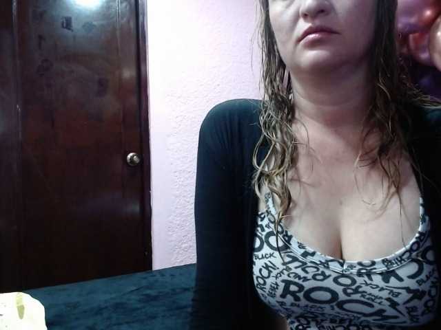 Zrzuty ekranu transmisji ARIELLA-HOT