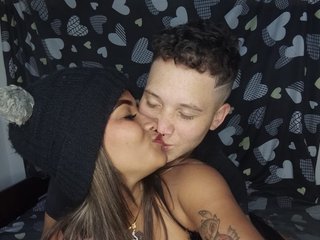 Erotyczny czat wideo ArthurandCanddy