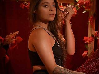 Erotyczny czat wideo AryaLovejoy