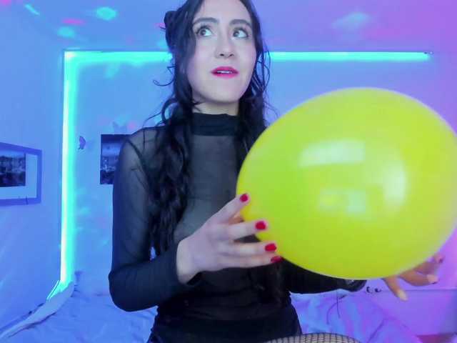 Zdjęcia AryMyers Welcome to my room, im new here!!! || i m so horny || Oil show at goal 14996 we have 4 to the 15000