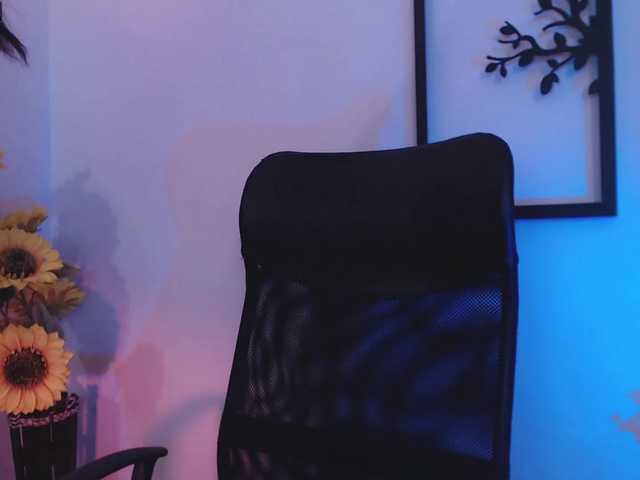 Zrzuty ekranu transmisji AshleyBlake