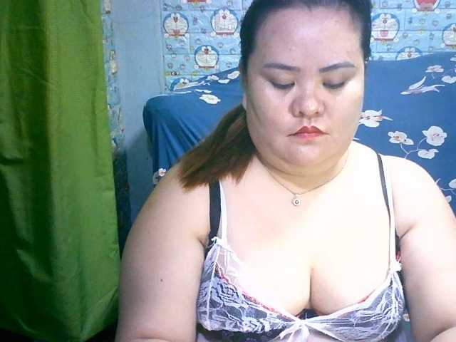 Zdjęcia Asianlyn welcome to my room : try me worth every cent's :) #bigboobs #bigass #pinay #bbw