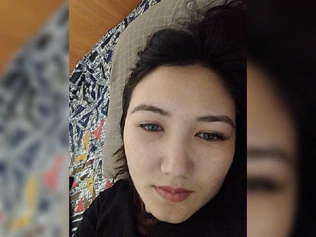 Zrzuty ekranu transmisji Asianqueen1