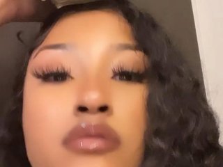 Erotyczny czat wideo ATLPrettiestPusC