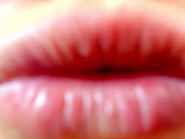 Zrzuty ekranu transmisji AutumnMia