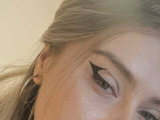 Erotyczny czat wideo Babbylunna