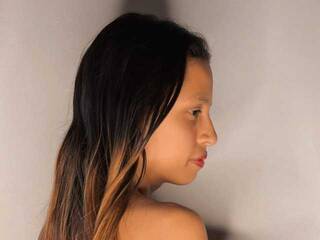 Erotyczny czat wideo baby-skinny