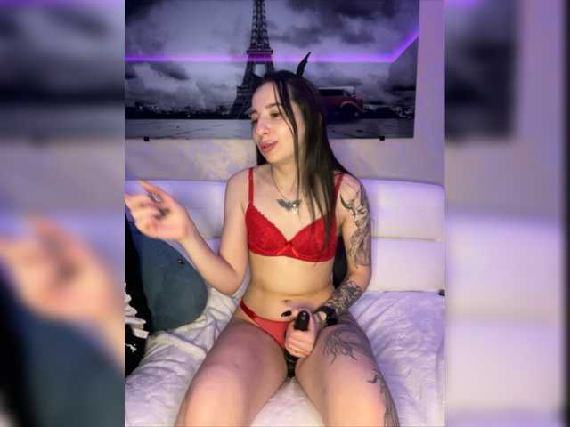 Zrzuty ekranu transmisji Baby6Boy9