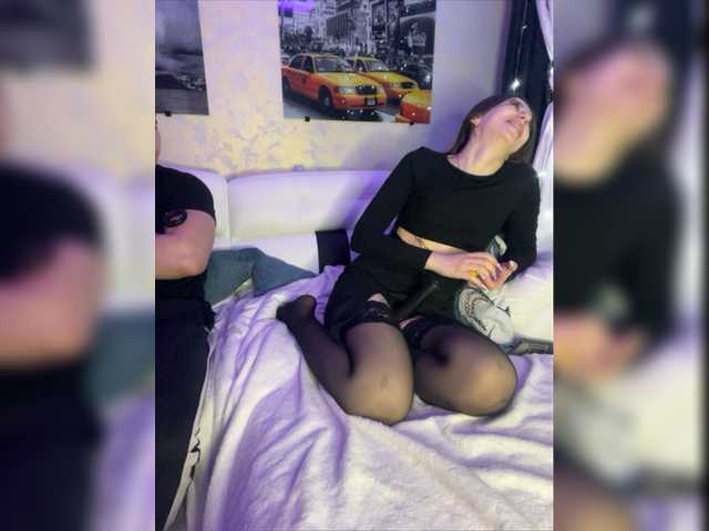 Zrzuty ekranu transmisji Baby6Boy9