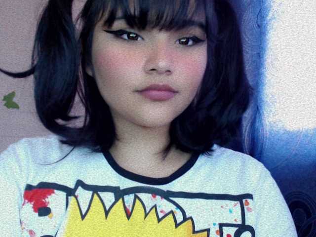 Zrzuty ekranu transmisji BabyAsianX0